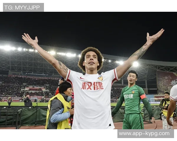 多家欧洲豪门关注费耶诺德边锋穆萨转会动态